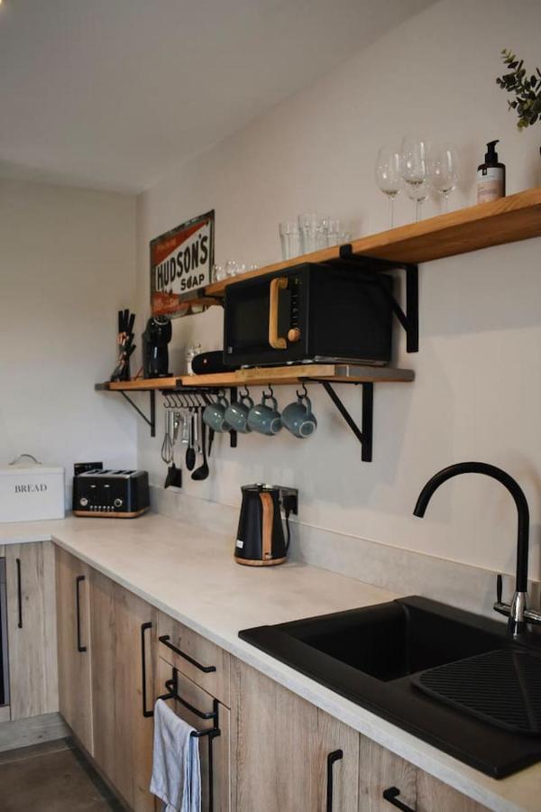 Cedar Apartment *